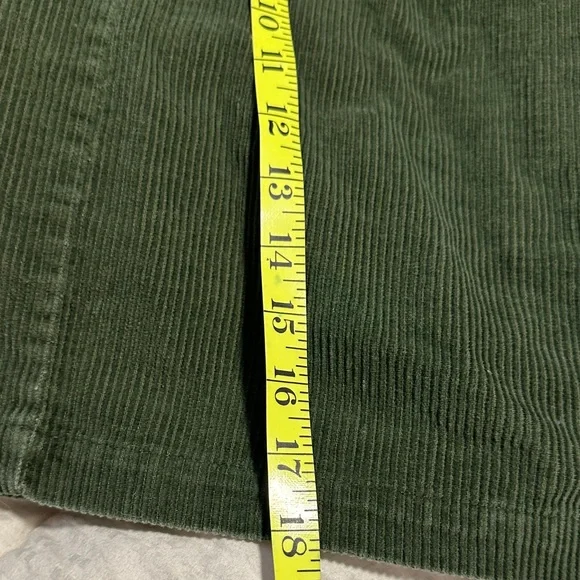 Tailor B. Moss Deep Green Corduroy Mini Skirt - Picture 5 of 8